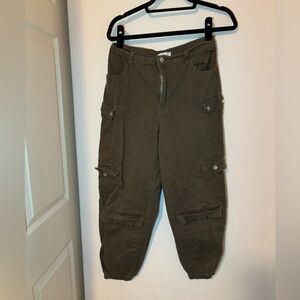Rue21 Olive Green Cargo Pants size large